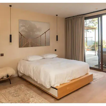 Villa Luxueuse Bord De *
