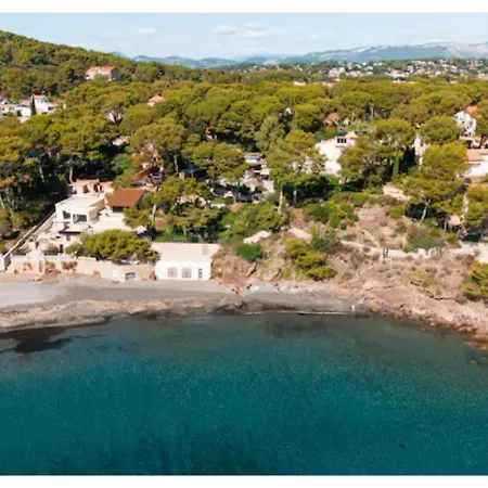 Villa Luxueuse Bord De *